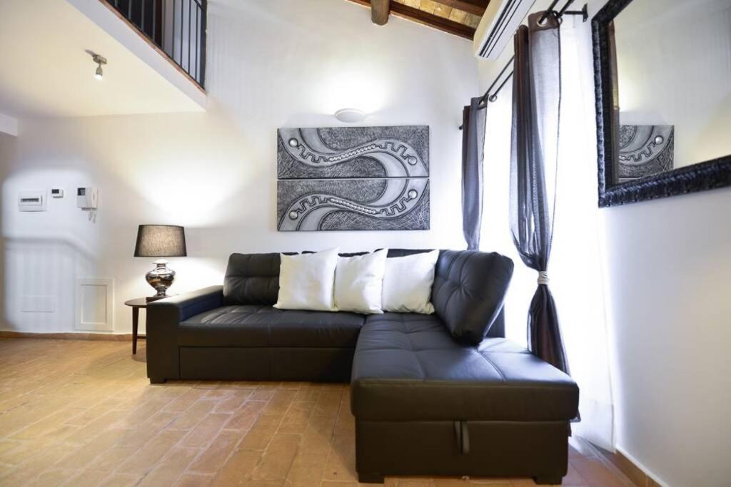 Ibernesi - Charming Apartment At The Roman Forums Exterior foto