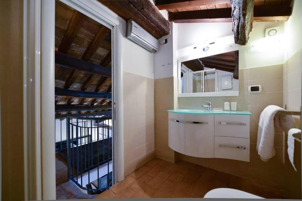 Ibernesi - Charming Apartment At The Roman Forums Exterior foto
